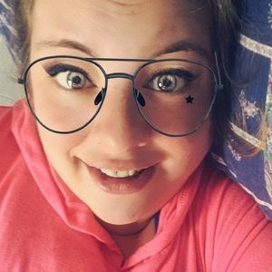 Meet your Posher, Krista